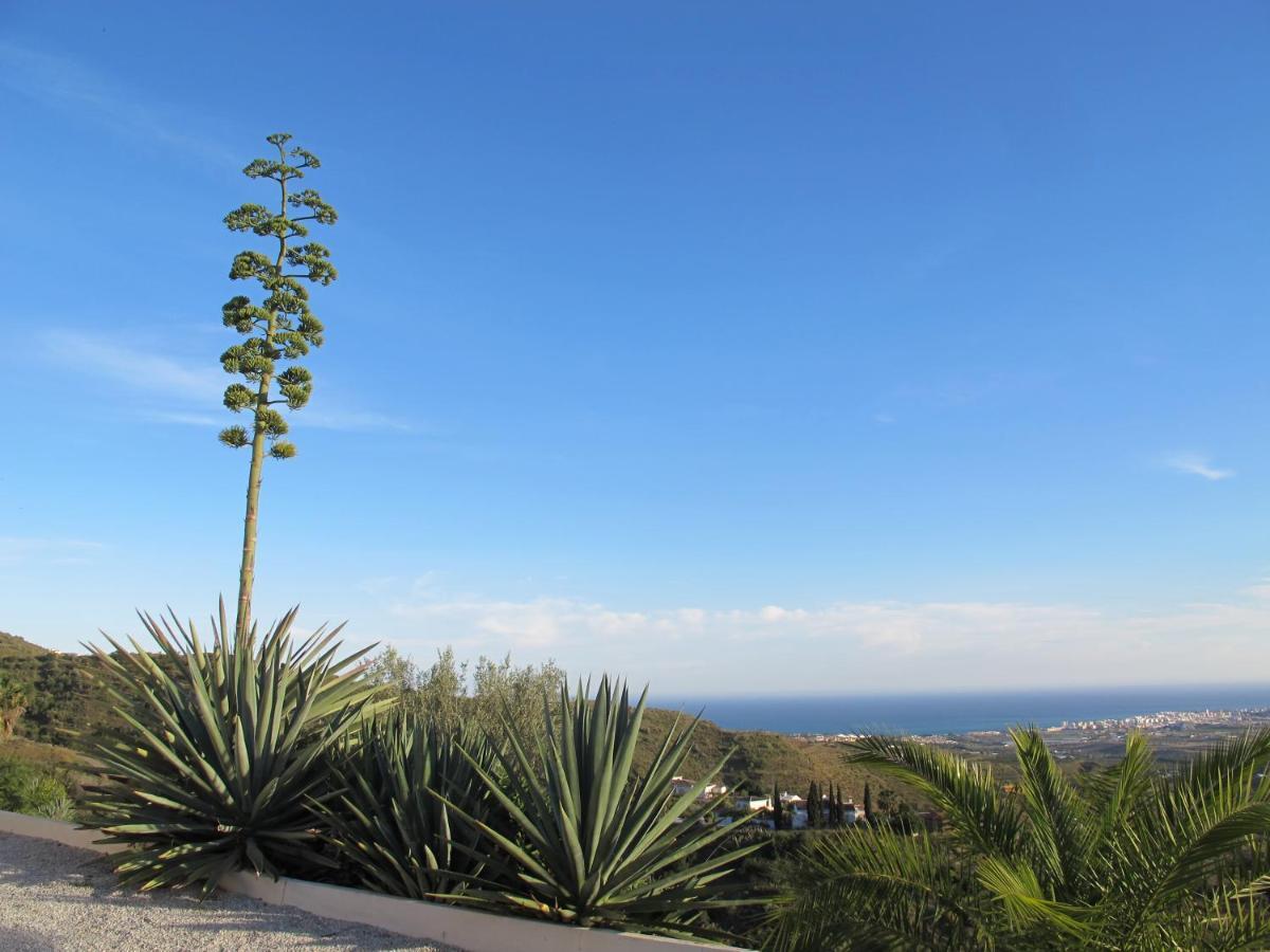 Villa Camakini With Heated Pool And Sea View Arenas (Malaga) Exterior foto